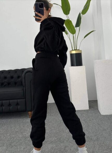 154802 CROP TAKIM SİYAH